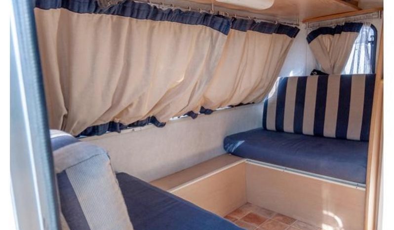 
								Caravan Gypsey Raven full									