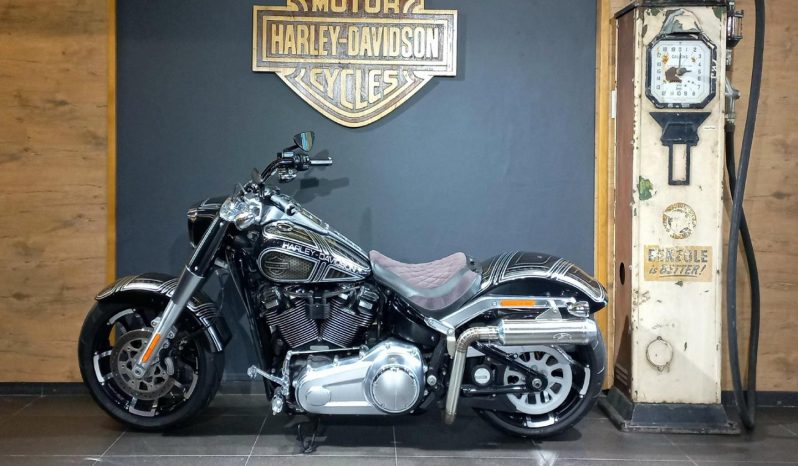 
								Harley Davidson Softail Fat Boy full									