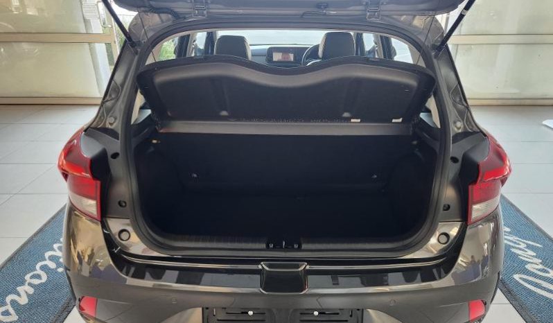
								Hyundai Grand I10 1.0 Premium full									