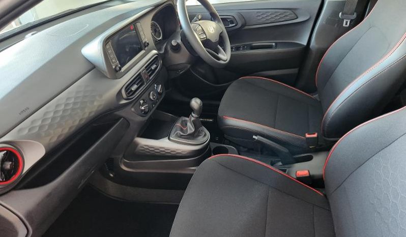 
								Hyundai Grand I10 1.0 Premium full									