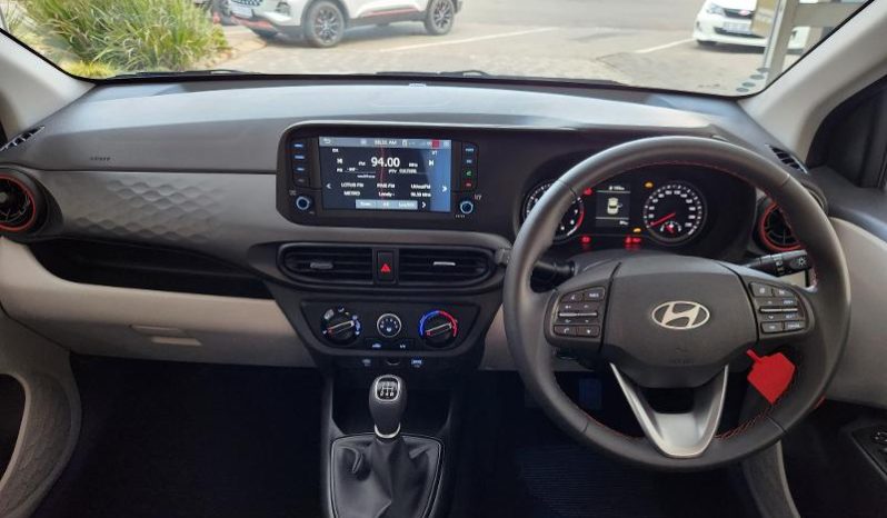 
								Hyundai Grand I10 Sedan 1.2 Executive full									