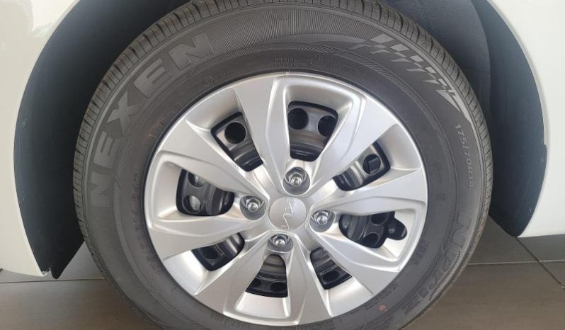 
								Kia Pegas 1.4 Lx full									