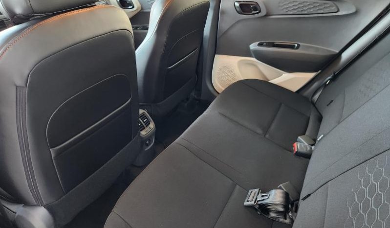 
								Hyundai Grand I10 Sedan 1.2 Executive At full									