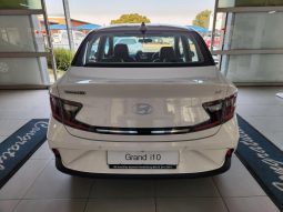 
										Hyundai Grand I10 Sedan 1.2 Executive At full									
