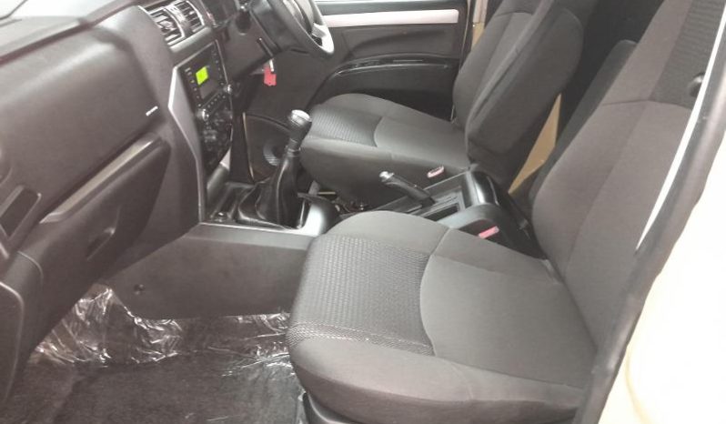 
								Mahindra Pik Up 2.2 Mhawk S6 Karoo S Cab 4X4 full									