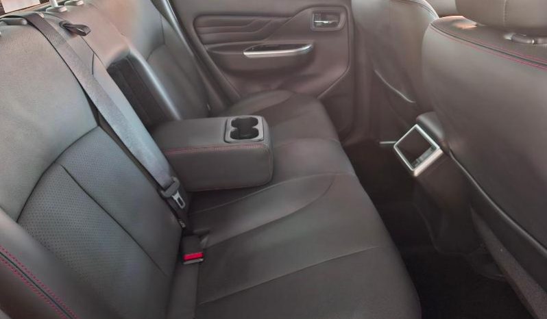 
								Mitsubishi Triton 2.4 Athlete D Cab 4X4 At full									
