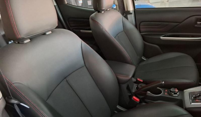 
								Mitsubishi Triton 2.4 Athlete D Cab 4X4 At full									