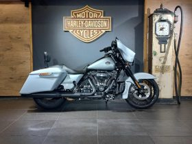Harley Davidson Touring Street Glide Special