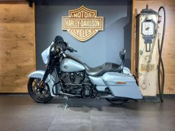 
										Harley Davidson Touring Street Glide Special full									