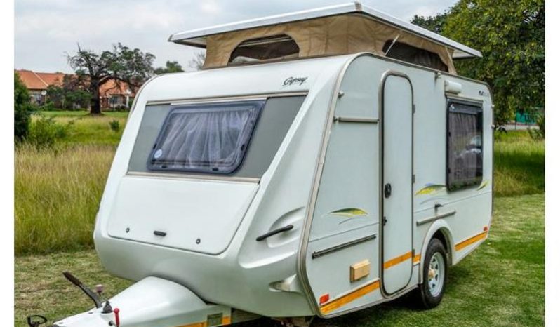 
								Caravan Gypsey Rascal full									
