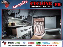
										Caravan Outbound Cyclone FB En-Suite full									