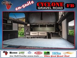 
										Caravan Outbound Cyclone FB En-Suite full									