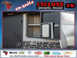 
										Caravan Outbound Cyclone FB En-Suite full									