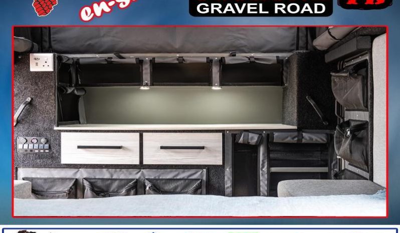 
								Caravan Outbound Cyclone FB En-Suite full									
