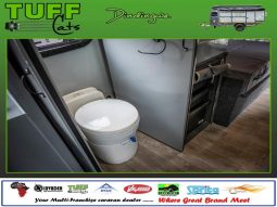 
										Caravan Tuff Cats Dindingwe full									