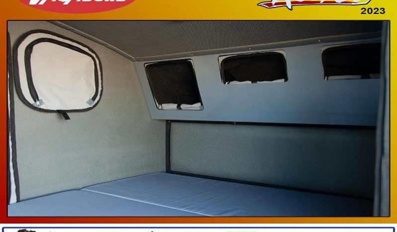 
								Caravan Vagabond Rogue full									
