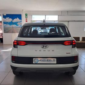 Hyundai Venue 1.0 Motion Dct