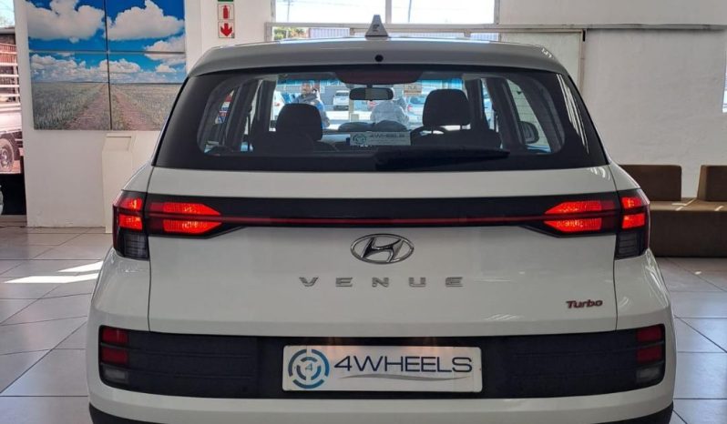 
								Hyundai Venue 1.0 Motion Dct full									