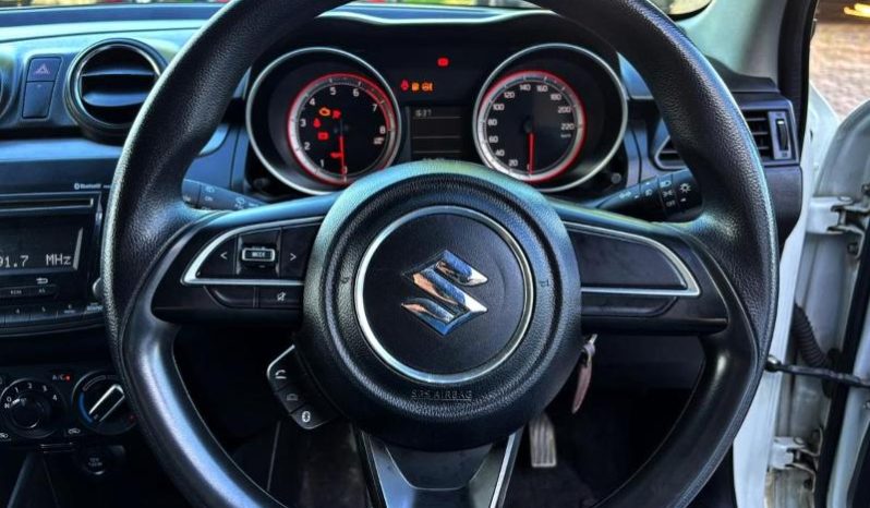 
								Suzuki Swift 1.2I Gl full									