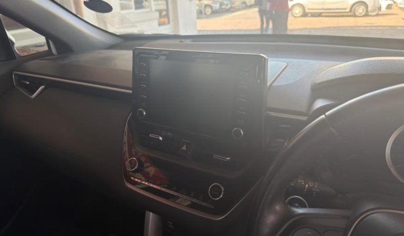 
								TOYOTA COROLLA CROSS 1.8 XS CVT full									