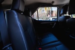 
										Toyota Fortuner 2.4 Gd-6 Rb At full									
