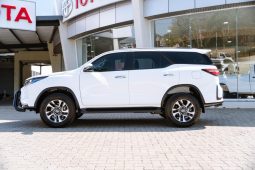
										Toyota Fortuner 2.4 Gd-6 Rb At full									