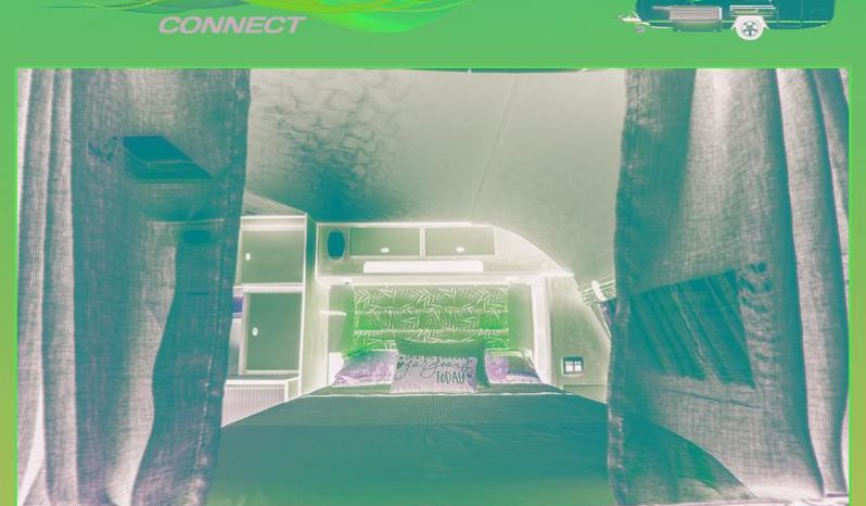 
								Caravan Quantum Connect full									