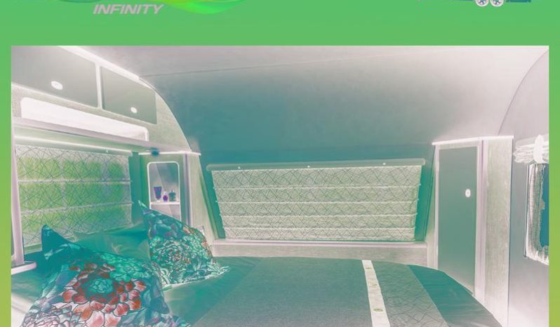 
								Caravan Quantum Infinity full									