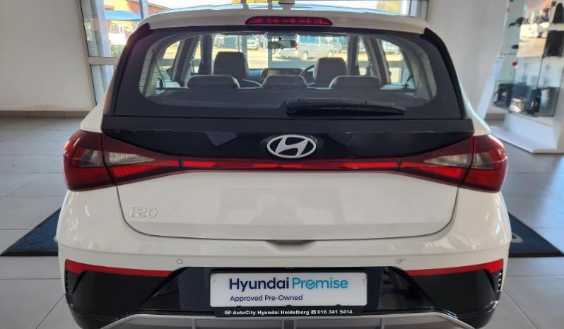 
								Hyundai I20 1.4 Premium At full									