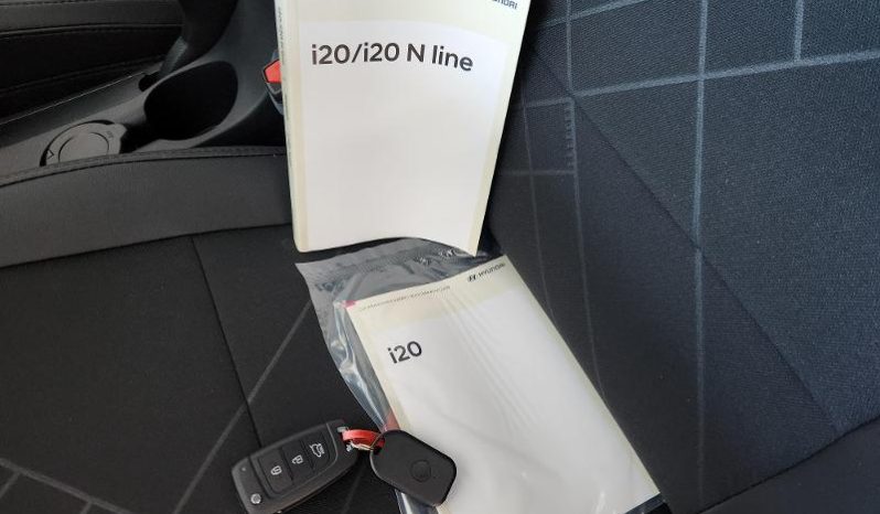 
								Hyundai I20 1.4 Premium At full									