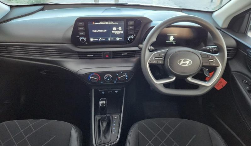 
								Hyundai I20 1.4 Premium At full									