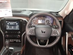 
										Mahindra Scorpio N Z8 4X4 At full									