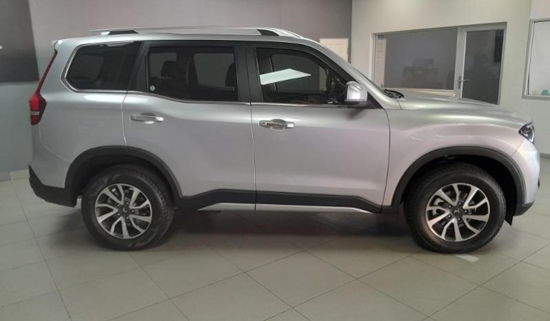 
								Mahindra Scorpio N Z8 4X4 At full									