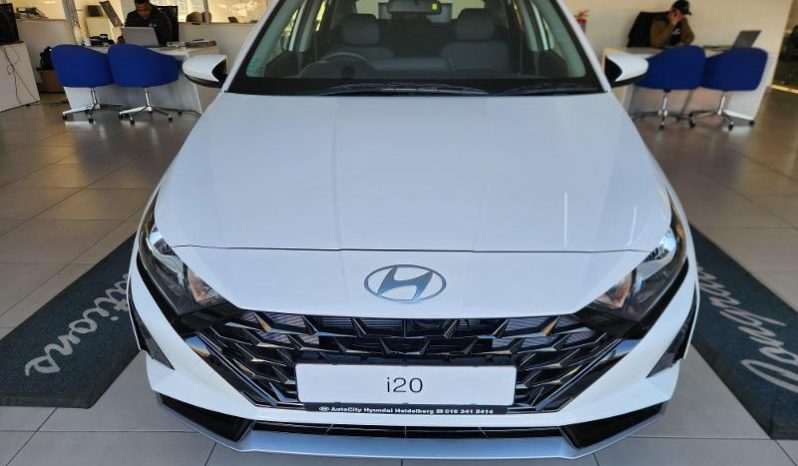
								Hyundai I20 1.2 Premium full									