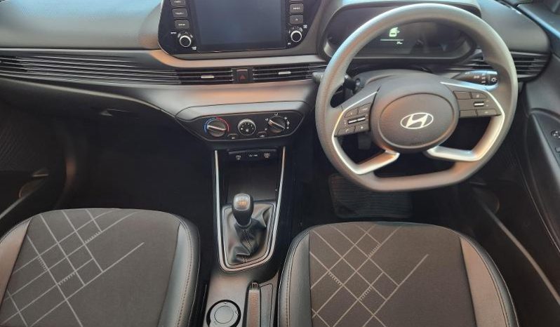 
								Hyundai I20 1.2 Premium full									