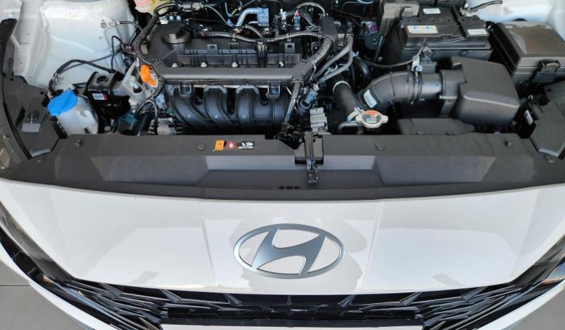 
								Hyundai I20 1.2 Premium full									