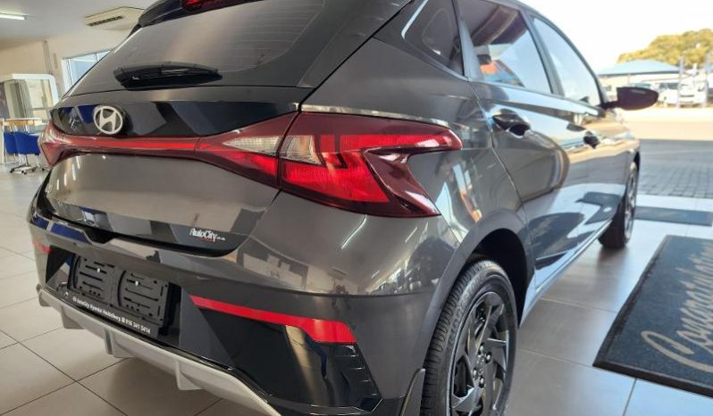 
								Hyundai I20 1.2 Premium full									