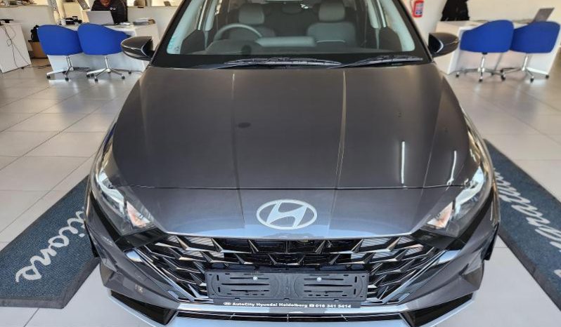 
								Hyundai I20 1.4 Premium At full									