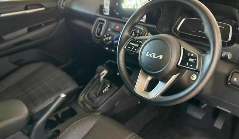 
								Kia Sonet 1.5 Lx Cvt full									
