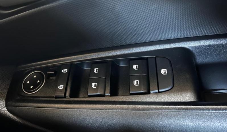 
								Kia Sonet 1.5 Lx Mt full									