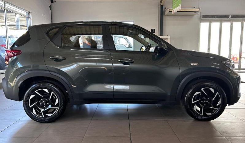 
								Kia Sonet 1.5 Lx Mt full									