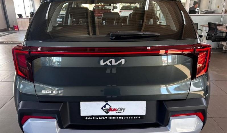 
								Kia Sonet 1.5 Lx Mt full									
