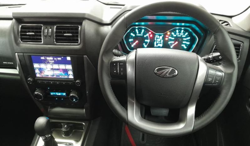 
								Mahindra Pik Up 2.2 Mhawk D Cab 4X4 Karoo S11 At full									