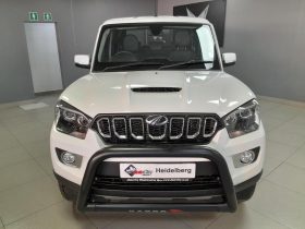Mahindra Pik Up 2.2 Mhawk D Cab 4X4 Karoo S11 At