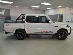 
										Mahindra Pik Up 2.2 Mhawk D Cab 4X4 Karoo S11 At full									