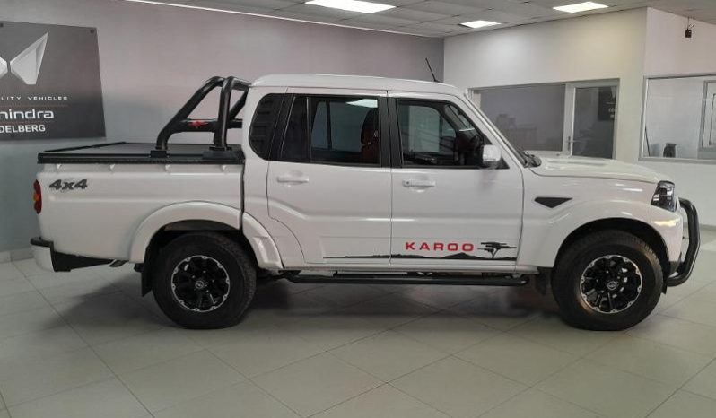 
								Mahindra Pik Up 2.2 Mhawk D Cab 4X4 Karoo S11 At full									