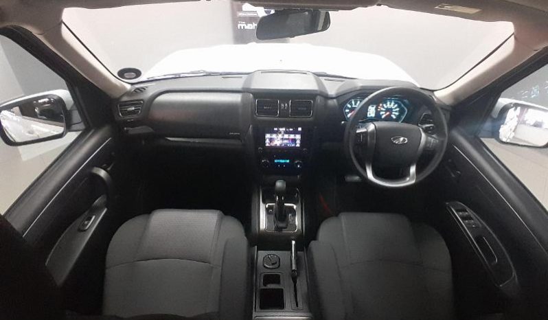 
								Mahindra Pik Up 2.2 Mhawk D Cab 4X4 Karoo S11 At full									
