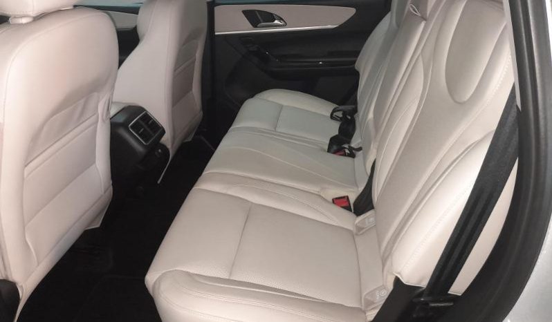 
								Mahindra Xuv 700 Ax7 full									