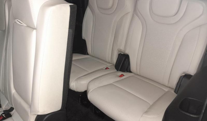 
								Mahindra Xuv 700 Ax7 full									