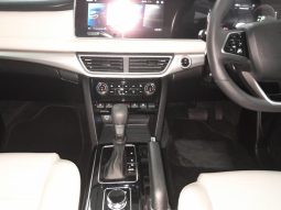 
										Mahindra Xuv 700 Ax7 full									